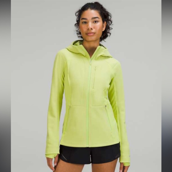 lululemon athletica Jackets & Blazers - Lululemon Cross Chill Jacket *RepelShell in Wasabi Green Sz 14!